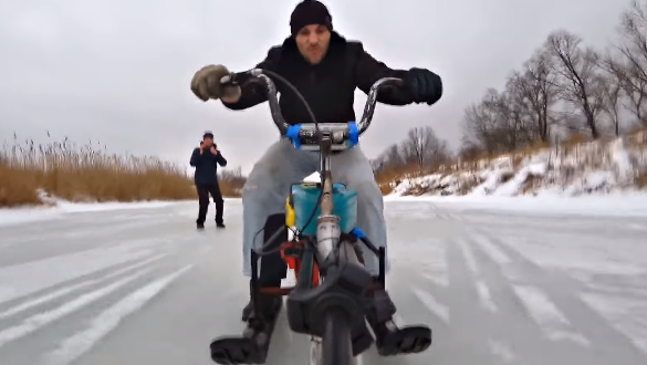 Snow bike